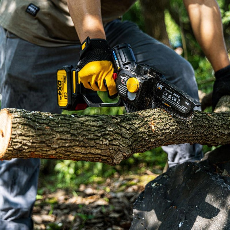 CAT DG231 18Volt 4.0Ah Li-ion 12CM Profesyonel Şarjlı Kömürsüz Zincirli Testere CAT DG231 18Volt 4.0Ah Li-ion 12CM Profesyonel Şarjlı Kömürsüz Zincirli Testere