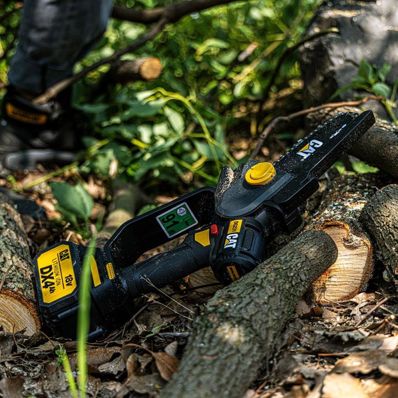 CAT DG231 18Volt 4.0Ah Li-ion 12CM Profesyonel Şarjlı Kömürsüz Zincirli Testere CAT DG231 18Volt 4.0Ah Li-ion 12CM Profesyonel Şarjlı Kömürsüz Zincirli Testere
