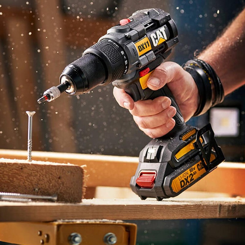 CAT DX11 18Volt/2.0Ah Li-ion Çift Akülü Kömürsüz Profesyonel Şarjlı Matkap CAT DX11 18Volt/2.0Ah Li-ion Çift Akülü Kömürsüz Profesyonel Şarjlı Matkap