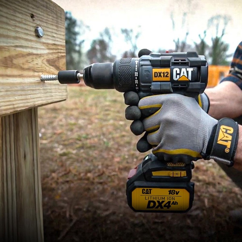 CAT DX12.2 18Volt/4.0Ah Li-ion Çift Akülü Kömürsüz Profesyonel Şarjlı Darbeli Matkap CAT DX12.2 18Volt/4.0Ah Li-ion Çift Akülü Kömürsüz Profesyonel Şarjlı Darbeli Matkap