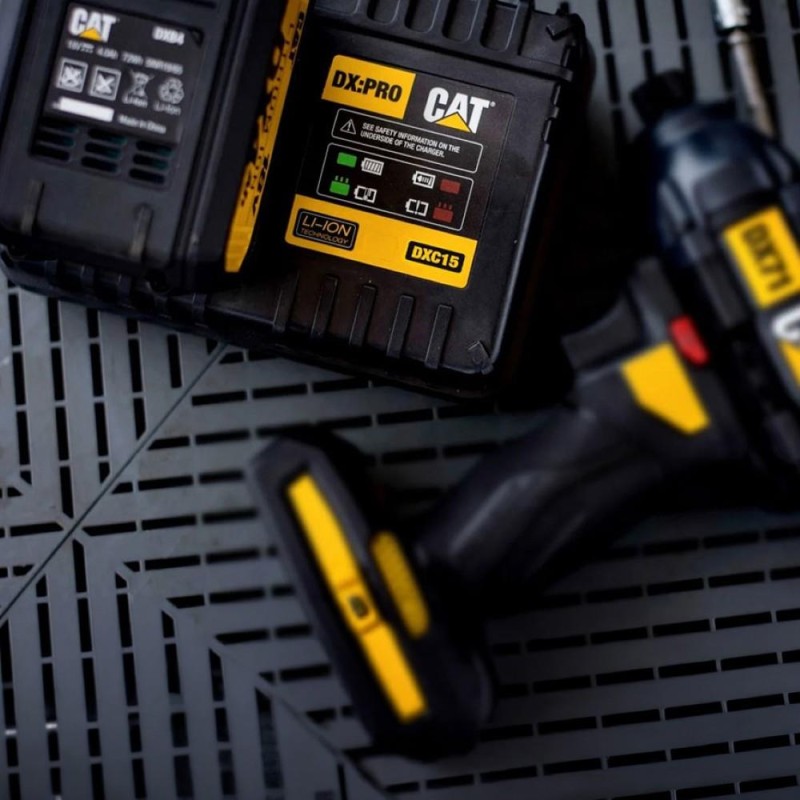 CAT DXC15 18Volt Li-ion ONE FOR ALL Profesyonel Hızlı Akü Şarj Cihazı CAT DXC15 18Volt Li-ion ONE FOR ALL Profesyonel Hızlı Akü Şarj Cihazı