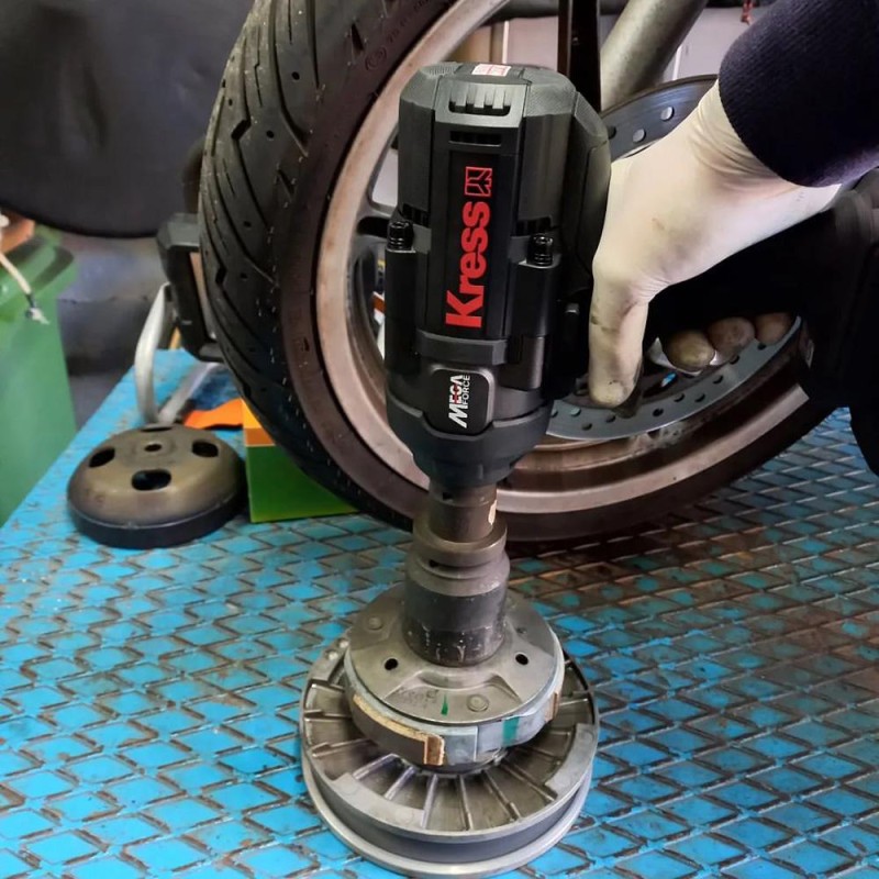 Kress KUB35.91 20Volt 1700Nm Kömürsüz Profesyonel Şarjlı Somun Sıkma (Akü Dahil Değildir) Kress KUB35.91 20Volt 1700Nm Kömürsüz Profesyonel Şarjlı Somun Sıkma (Akü Dahil Değildir)