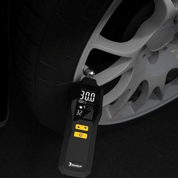 Michelin MC12295 99PSI Dijital Lastik Basınç Ölçer Michelin MC12295 99PSI Dijital Lastik Basınç Ölçer