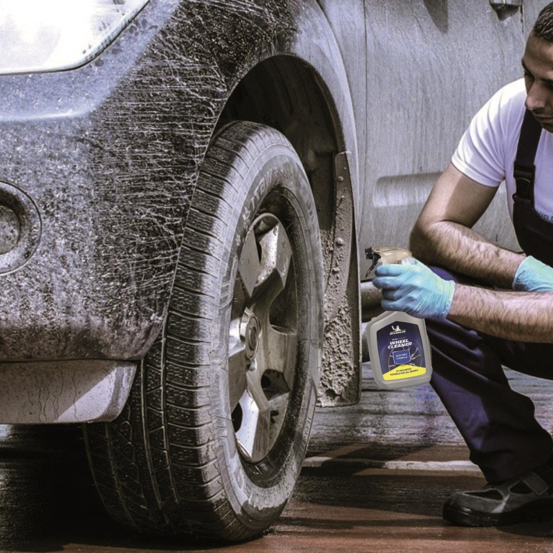 Michelin MC31418 650ml Jant Temizleyici Sprey Michelin MC31418 650ml Jant Temizleyici Sprey