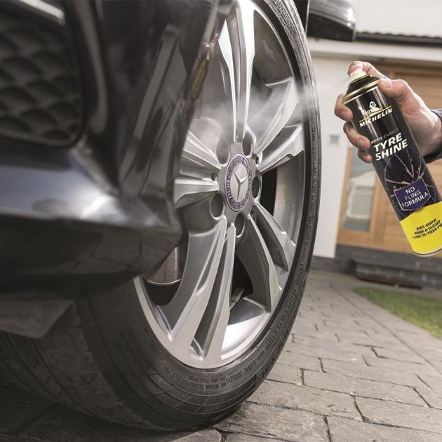 Michelin MC31432 520ml Lastik Parlatıcı Sprey Michelin MC31432 520ml Lastik Parlatıcı Sprey