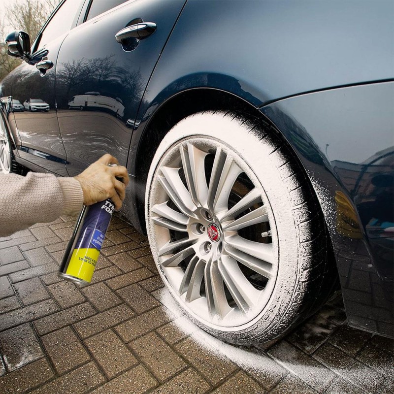 Michelin MC34327 520ml Lastik Parlatma/Bakım Köpüğü Michelin MC34327 520ml Lastik Parlatma/Bakım Köpüğü