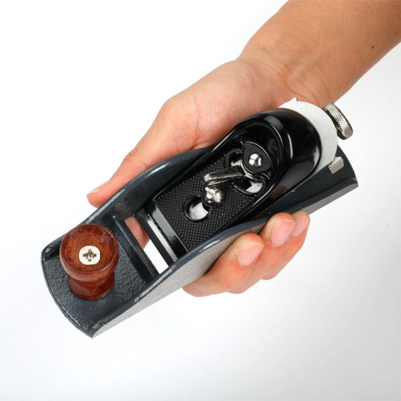 WORKPRO WP252005 175MM Avuç İçi Profesyonel Marangoz Ahşap Rendesi WORKPRO WP252005 175MM Avuç İçi Profesyonel Marangoz Ahşap Rendesi