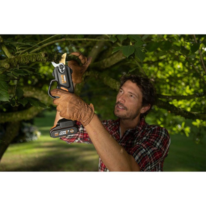 WORX WG330E 20Volt 2.0A Li-ion Tek Akülü Profesyonel Kömürsüz Dal Budama Makası WORX WG330E 20Volt 2.0A Li-ion Tek Akülü Profesyonel Kömürsüz Dal Budama Makası