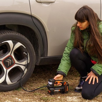 WORX WX092.9 20Volt 150 PSI Ayarlanabilir Dijital Basınç Göstergeli Hava Pompası + LED Lamba (Akü Dahil Değildir) WORX WX092.9 20Volt 150 PSI Ayarlanabilir Dijital Basınç Göstergeli Hava Pompası + LED Lamba (Akü Dahil Değildir)